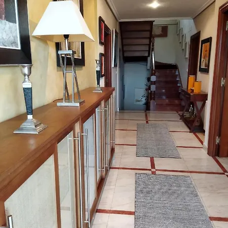 Avellanos De Santillana *