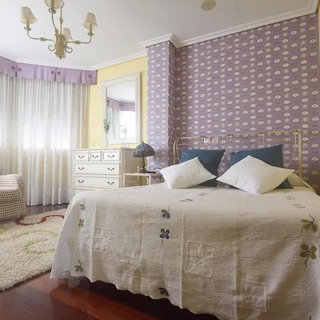 Avellanos De Santillana