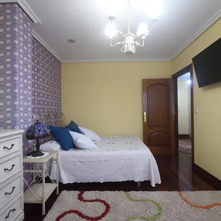 Avellanos De Santillana بيت للعطل *