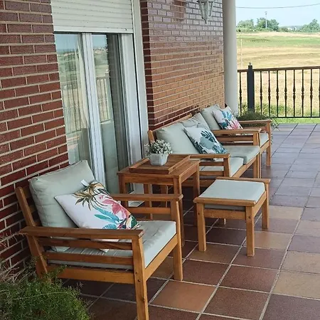 Avellanos De Santillana * كيفيدا