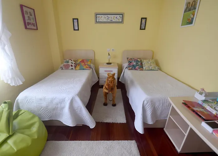 Avellanos De Santillana Queveda