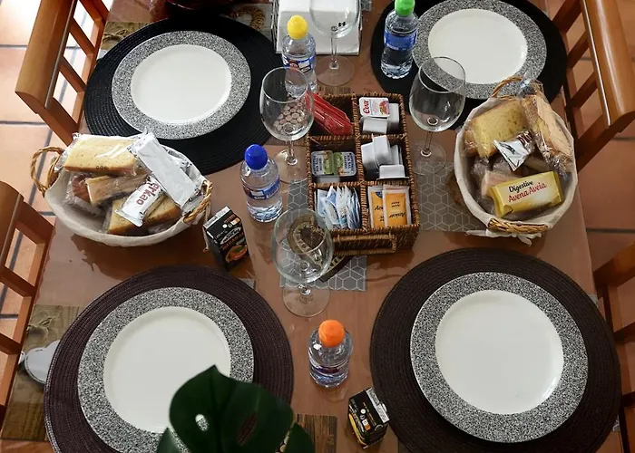 Avellanos De Santillana Hébergement de vacances Queveda