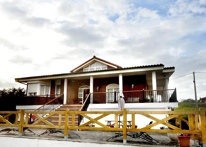 Avellanos De Santillana *